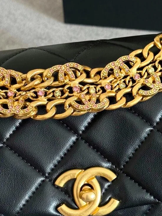 Luxury Black Aged Calfskin 2.55 Mini Reissue Crystal CC Embellished Chain GHW - Picture 3 of 9